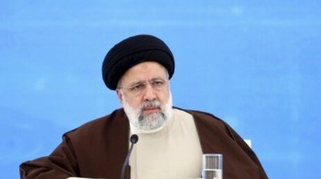 “튀르키예 드론, 이란 대통령 헬기 잔해 추정 열원 발견” 