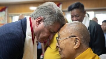 美의회 대표단, 달라이 라마 만나… ‘티베트 독립’ 놓고 美中 갈등 예고