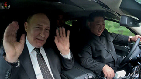 “푸틴이 김정은에 선물한 車에 韓부품 쓴듯”