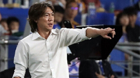 위기의 한국축구… 10년만에 다시 ‘홍명보號’ 띄운다