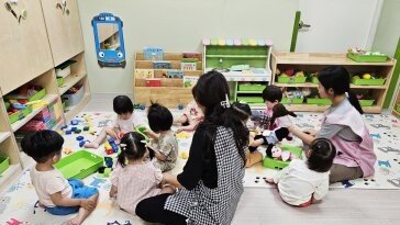 ‘저출생 직격탄’ 어린이집-유치원 10년새 29% 줄어…민간 줄고 국공립 늘어