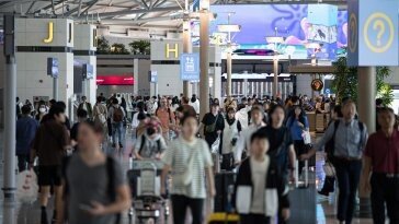 연예인 특혜 논란에…인천공항, ‘전용출입문’ 계획 철회