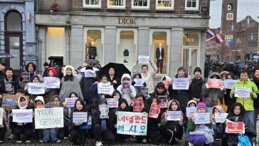 “尹 아웃” 해외로 번지는 시위… 교민들 “계엄 저지 시민에 빚져”