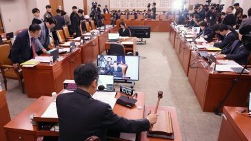 KBS수신료 다시 전기요금과 합쳐진다…정청래 “수신료 올려야”