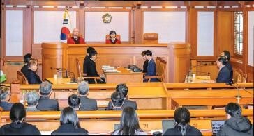 ‘정족수 7인’ 넘긴 헌재, 속도전… 내일 尹탄핵 두번째 재판