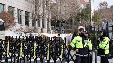 법원 “경호처, 군사상 이유로 尹체포 막지 마라”