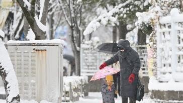 서울 한낮에도 체감 -13도… 호남·제주 모레까지 ‘눈폭탄’