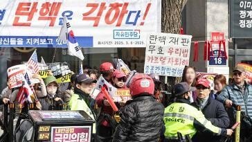 [사설]12·3사태 100일… 불안과 갈등 가중시키는 ‘거리의 정치’