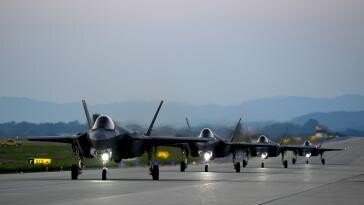 공군 전투기 무단촬영한 中10대, F-35A 배치 청주공군기지도 촬영
