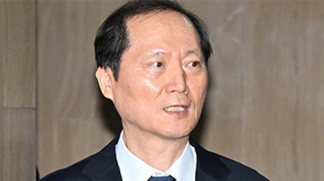 이완규, 계엄 다음날 ‘尹과 안가 모임’… 피의자로 조사 받아