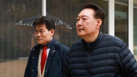 전한길 “어제 尹 만나…본인 감옥 가도 상관없지만 청년에 미안하다고 해”