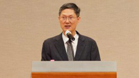 문형배 대행, 외부특강서 “비상계엄은 관용-자제 넘어”