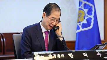 한덕수, 대선 출마 묻자 “노코멘트…아직 결정 내리지 않아”