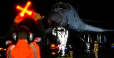 美본토에 있던 B-1B 폭격기, 北-中 코앞 日기지에 전격 배치