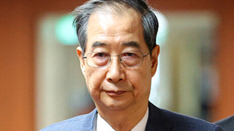 커지는 ‘29일 차출설’… 한덕수, 국무위원 간담회 등서 의사 밝힐까