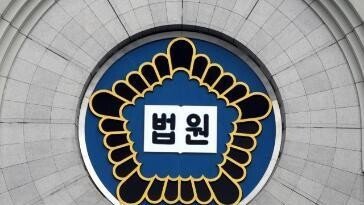 “악귀가 내 배에서 나와”…18개월 아들 5kg까지 굶겨죽인 20대 여성