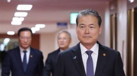 통일장관 “서해 표류 북 주민 송환, 유엔사와 적극 협조”