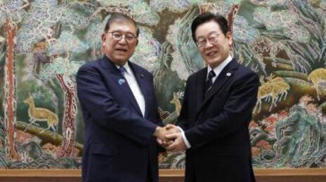 韓日정상 막걸리로 건배…만찬 메뉴는 대게·부산어묵