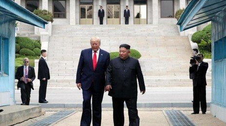 판문점서 北-美 만나나…정동영 “북측 미화작업 등 징후 보여”