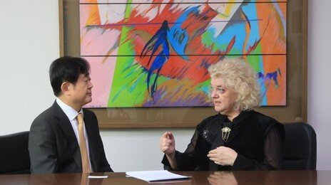 “韓, 노벨상 받으려면 자율성-실패 허용해야”