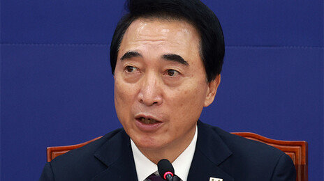 與 “李 재판중지법 추진 않기로…대통령실과도 조율”