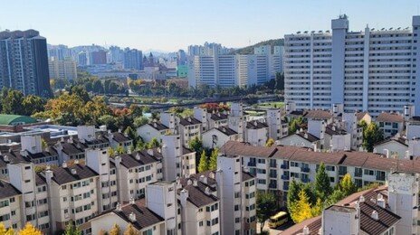 ‘준공 30년’ 노후 공공임대 8만채, 재건축 ‘산 넘어 산’