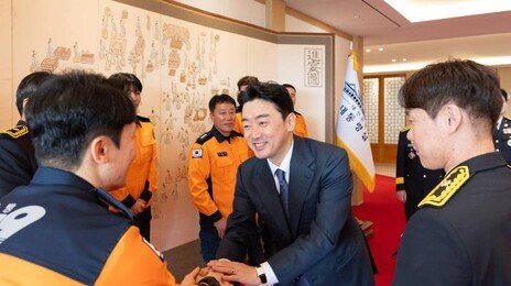 강훈식 “李대통령 계엄 이후 못 쉬어…재충전 필요한 때”