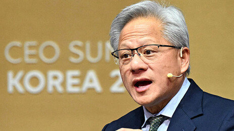 젠슨 황의 경고…“AI 전쟁에서 중국이 미국에 승리할 것”