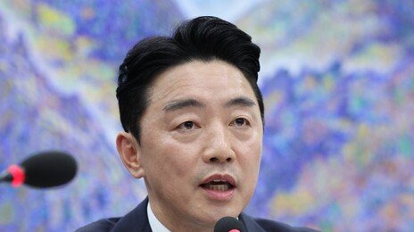 강훈식 “대통령실 연내 청와대로 옮길 것…관저는 내년에”