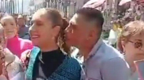 멕시코 女대통령, 대낮 거리서 성추행 당해