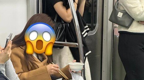 “지하철서 순대-보쌈에 술까지…냄새 심해 토할 것 같아”