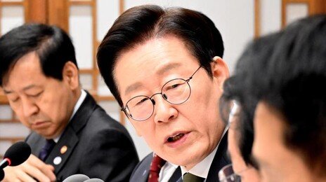 李 “저질 현수막” 하루만에… 與, 규제법안 상정