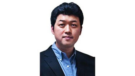 1000만 관중 열기 타고 또 낙하산 KBO총재 내리나[광화문에서/황규인]