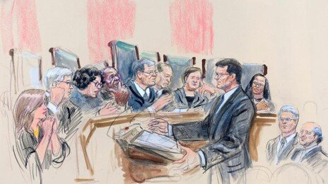 보수 우위 美 연방대법원, 트럼프에 불리한 ‘관세 판결’ 내릴 가능성