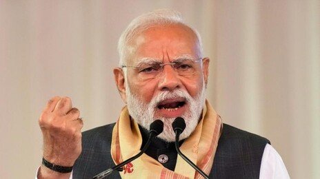 인도 카슈미르 경찰서에서 폭발물 터져…7명 사망·27명 부상
