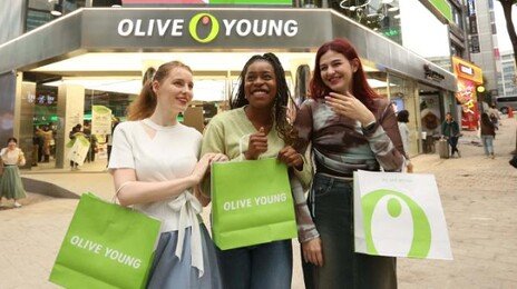 외국인 10명중 8명 발길… 올리브영, 3분기 매출 1.5조 돌파