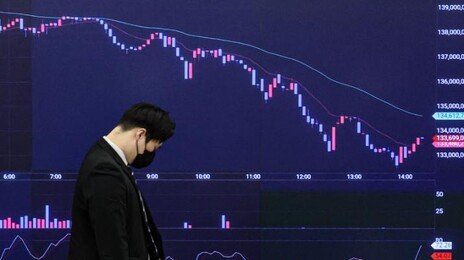 12만달러 넘던 비트코인, 9만달러 깨져… 올 상승분 모두 반납