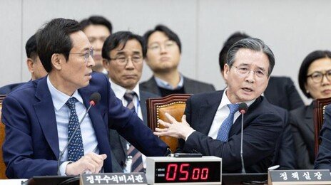 ‘김은혜에 격분’ 김용범 “공직자 아빠 눈치 보는 딸 애잔…말려준 우상호·김병기 고맙다”