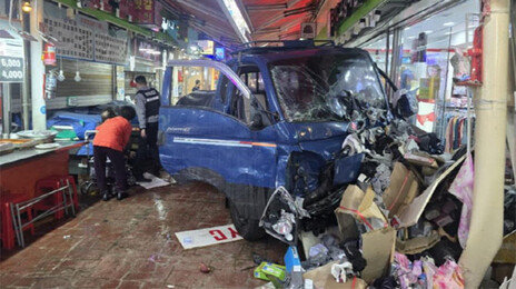 ‘부천 트럭 돌진’ 부상자 2명 치료중 숨져…사망자 4명으로