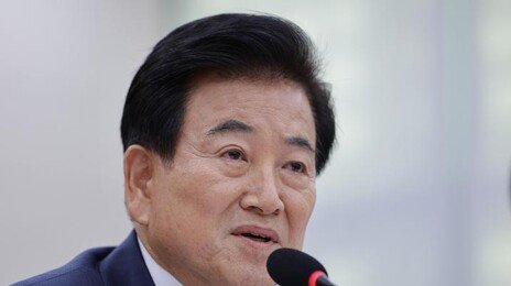 “美 결재 기다리는 관료적 사고”… 정동영, 국제세미나 발언 논란