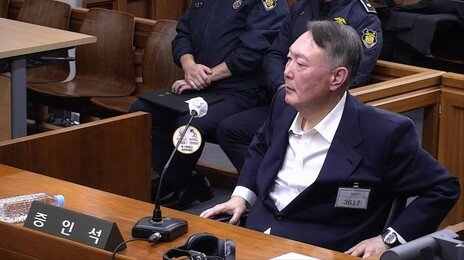 내란특검, 尹 위증혐의로 추가 기소… “한덕수 재판서 ‘국무회의’ 허위 증언”