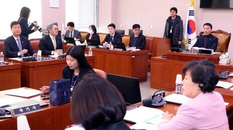 여야 ‘친족상도례 개편’ 형법 등 법사위 소위 합의 처리