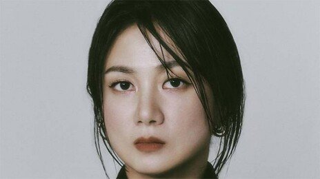 박나래, 이번엔 불법 의료 행위 의혹…‘주사 이모’ 공방