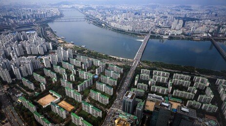 서울 아파트 매매 관망세…11월 거래량, 전달보다 72.6% 줄어