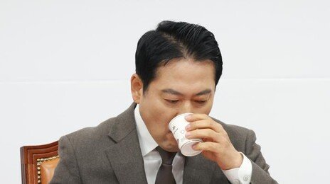 장동혁 “李 지시라면 ‘팥으로 메주 쑤라’ 해도 따르던 민주, 특별감찰관은 뭉개”