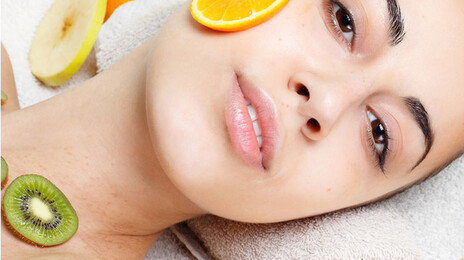 비타민C, 피부에 양보 말고 먹어야 피부 ‘탱탱’ …“하루 키위 2개 분량”