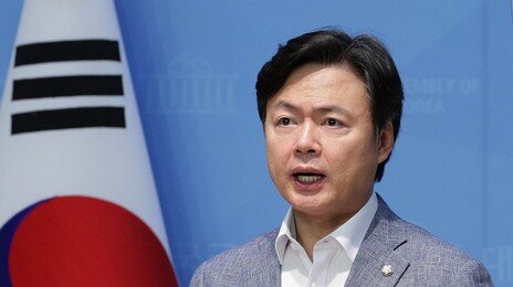 與 “내란전담재판부 올해 처리 안하는 조건 받아들일 수 없어”