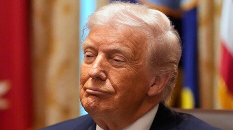 트럼프, “유럽은 약한 자가 이끌고 있는 쇠락하는 나라들”