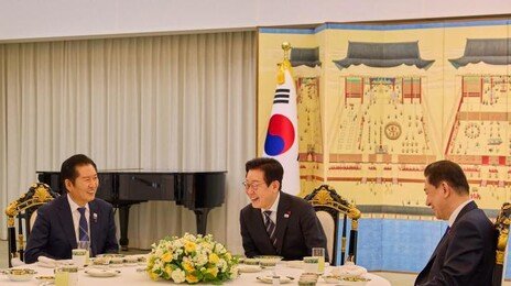 李대통령 “개혁입법, 국민 눈높이 맞게 처리됐으면 좋겠다”