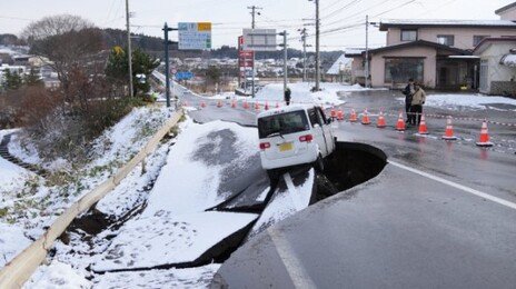 日 7.5강진 뒤 6.4 여진… “일주일내 대지진 가능성” 첫 주의보